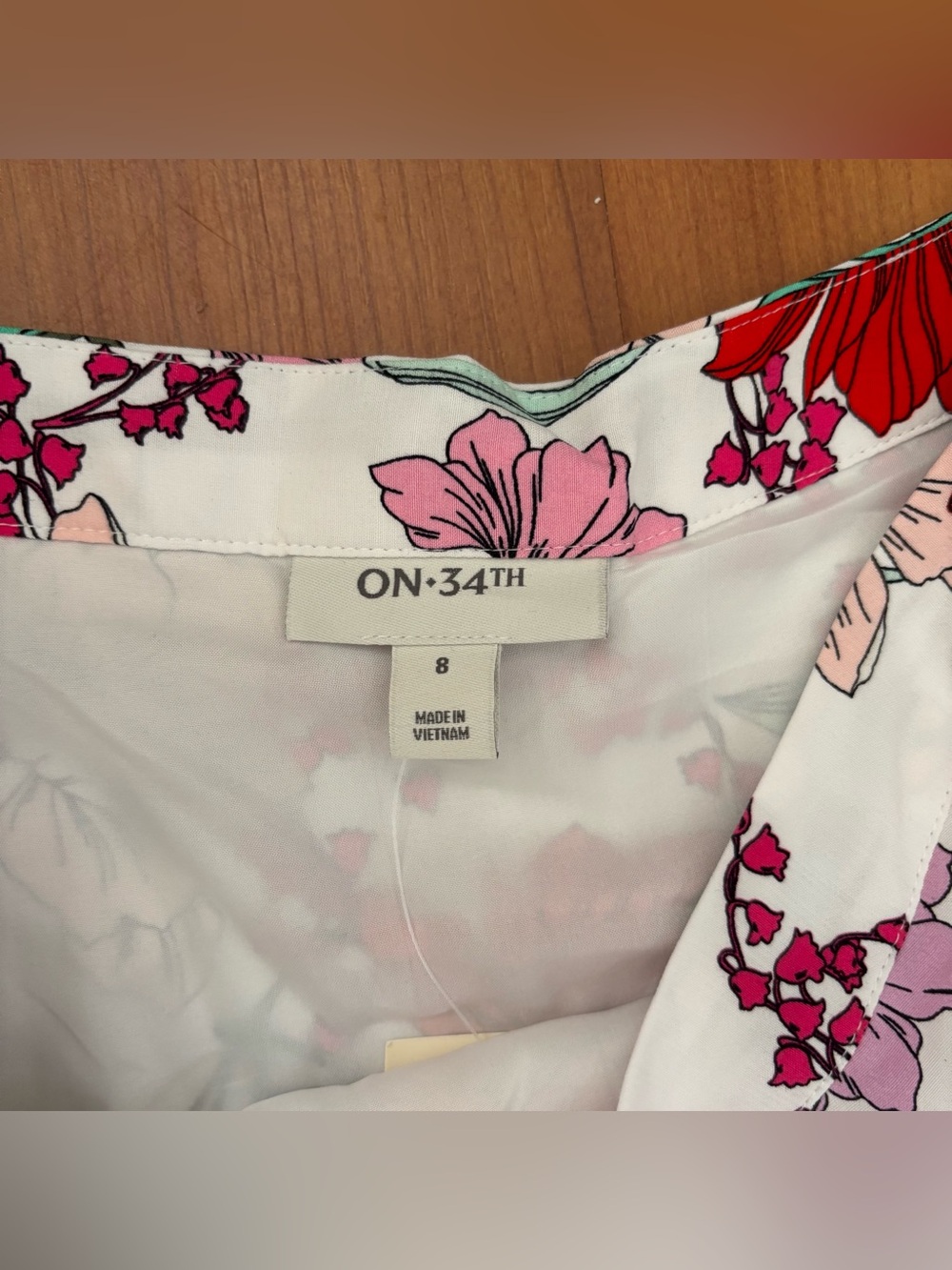 Women’s NWT On 34th Floral A-Line Midi slit Skirt size 8 - Picture 4 of 5